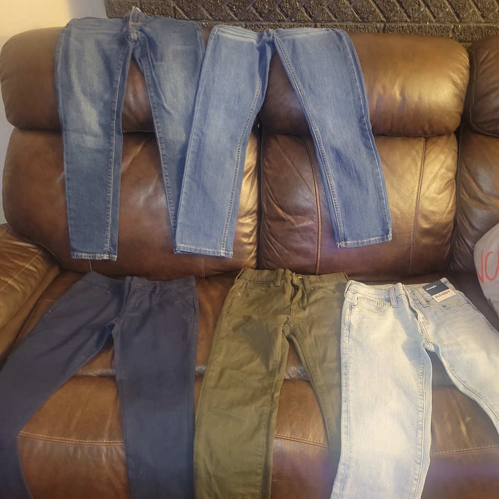Old Navy Kids Pants in Blue, Denim and Green. Sizes 8 & 7